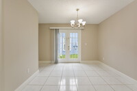 245 Briar Bay Cir in Orlando, FL - Foto de edificio - Building Photo