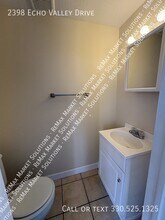 2398 Echo Valley Dr in Stow, OH - Building Photo - Building Photo