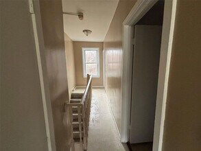60 Lander St in Newburgh, NY - Building Photo - Building Photo
