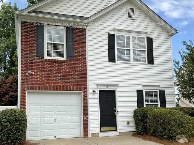 property at 131 Oak Grove Pl