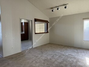 1311 Langhorn St in Lancaster, CA - Building Photo - Building Photo