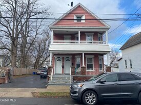 1130 Pleasant St in Schenectady, NY - Building Photo
