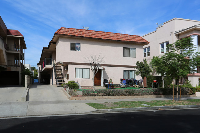 113 S Cedar St in Glendale, CA - Building Photo - Building Photo