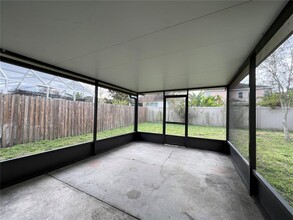 7531 Oxford Garden Cir in Apollo Beach, FL - Building Photo - Building Photo