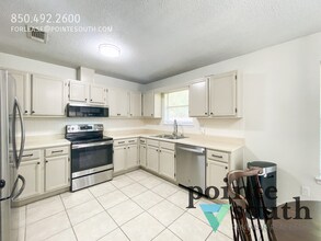 11920 Longwood Dr in Pensacola, FL - Building Photo - Building Photo