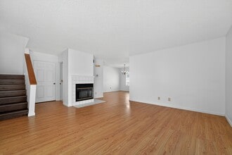 2800 Plaza del Amo in Torrance, CA - Building Photo - Building Photo