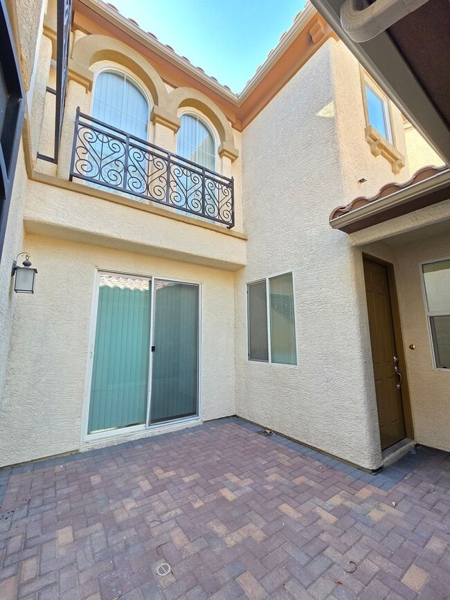 7541 Crooked Branch St in Las Vegas, NV - Building Photo - Building Photo