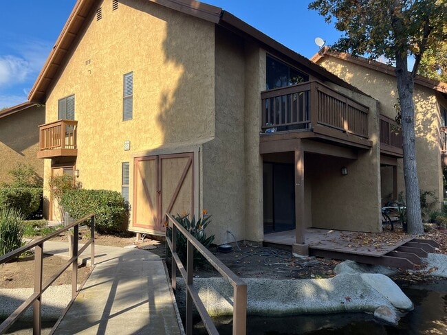 208 Tangelo, in Irvine, CA - Building Photo - Building Photo