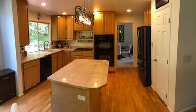 12238 Ridgepoint Cir NW in Silverdale, WA - Building Photo - Building Photo