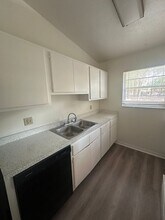 2921 NW 63rd Pl in Gainesville, FL - Building Photo - Building Photo