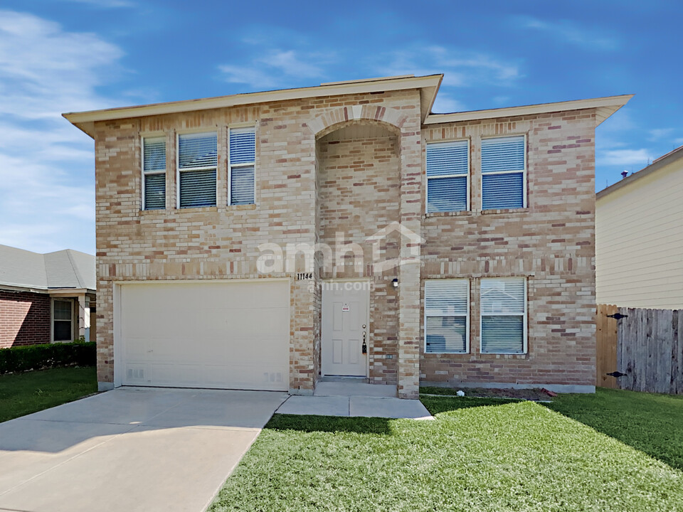 11144 Vollmer Ln in San Antonio, TX - Building Photo