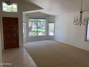 4451 E Dry Creek Rd in Phoenix, AZ - Building Photo - Building Photo