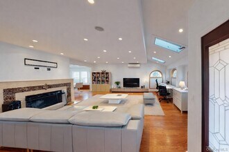 45-44 Browvale Ln in Queens, NY - Building Photo - Building Photo