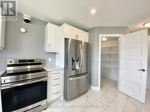 187 Hybrid St in Russell, ON - Building Photo - Building Photo