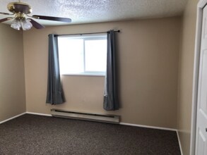 3852 Hawthorne Rd in Pocatello, ID - Foto de edificio - Building Photo