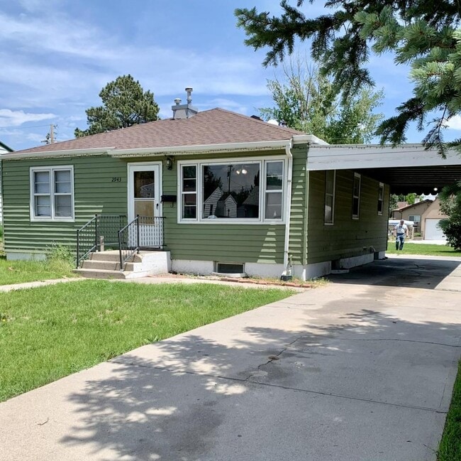 property at 2943 W B St