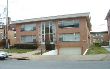 610 Forest in Clayton, MO - Building Photo - Building Photo