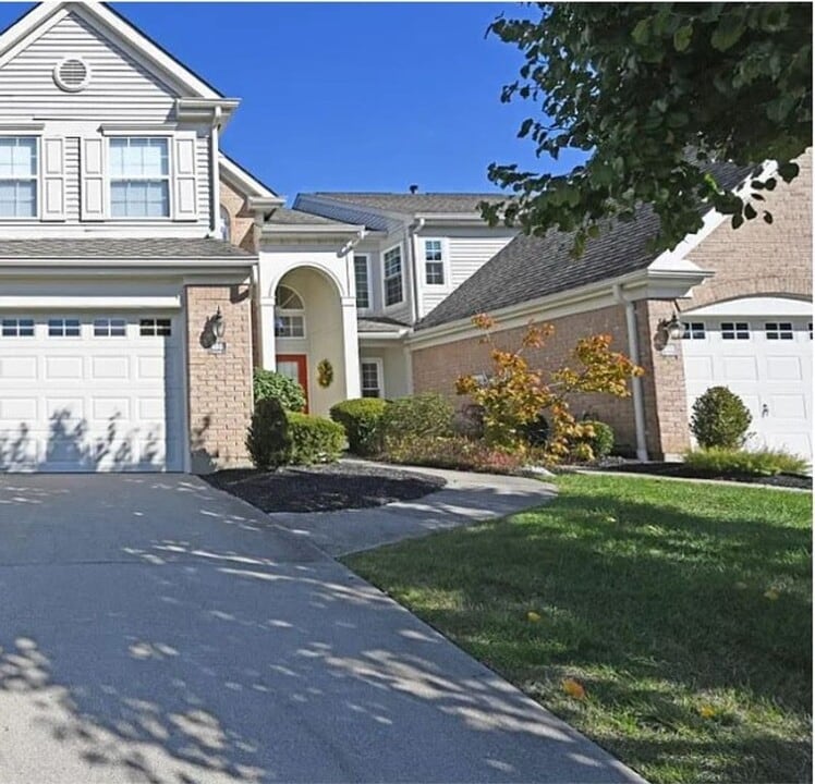 482 Madeira Ct in Cincinnati, OH - Foto de edificio