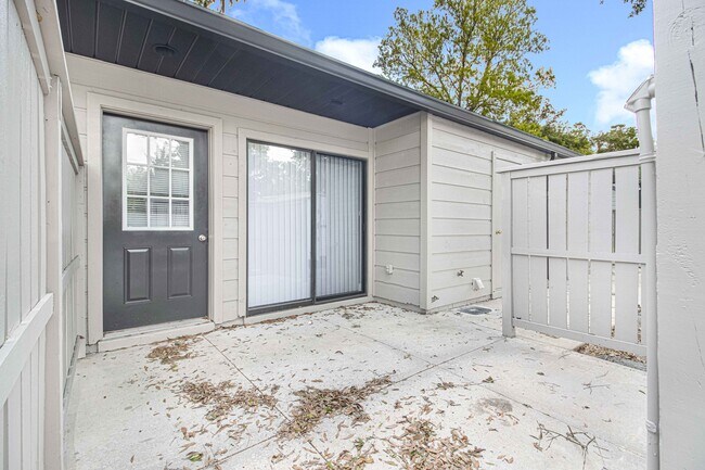 4111 SE 22nd Ave, Unit A in Ocala, FL - Building Photo - Building Photo