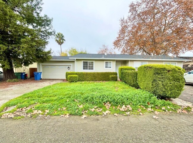 129 Windsor Palms Dr in Windsor, CA - Building Photo - Building Photo