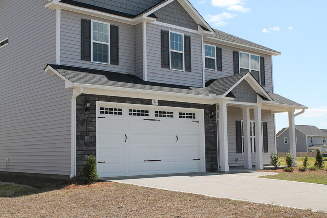 1714 Veranda Ct in Aberdeen, NC - Building Photo - Building Photo