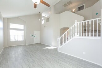 13042 W Monterey Way in Avondale, AZ - Building Photo - Building Photo