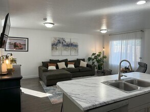 14918 Beckenbauer Ave in Herriman, UT - Building Photo - Building Photo