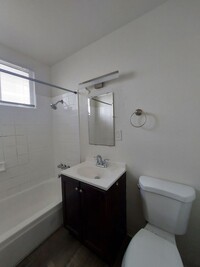 1131-1135 E. 4th St. in Long Beach, CA - Building Photo - Interior Photo