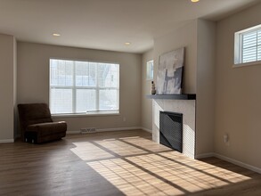 9412 Tawny Acorn Dr in Verona, WI - Building Photo - Building Photo