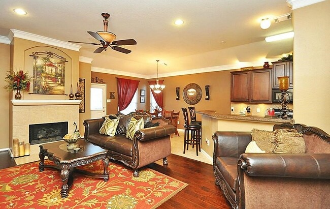 6454 Applewood Forest Dr