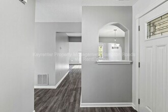 5408 Chatham Lake Dr in Virginia Beach, VA - Building Photo - Building Photo