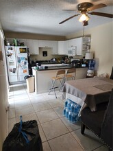2148 White Pine Cir in Greenacres, FL - Building Photo - Building Photo