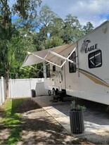 5312 Roberta Ln in Tampa, FL - Building Photo