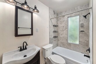 2731 Vine St in Denver, CO - Building Photo - Building Photo