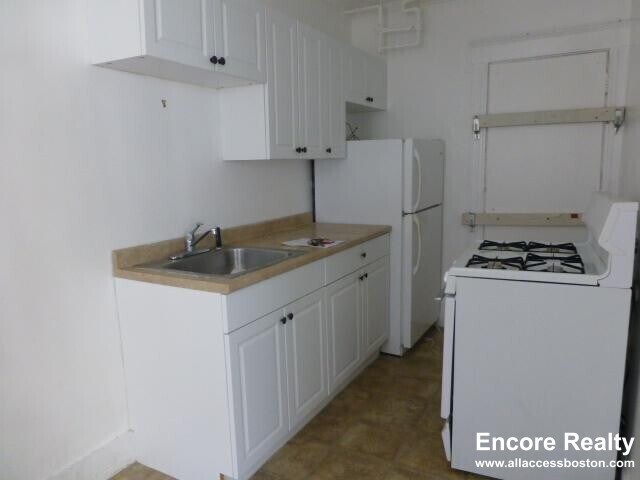 property at 1615 Commonwealth Ave