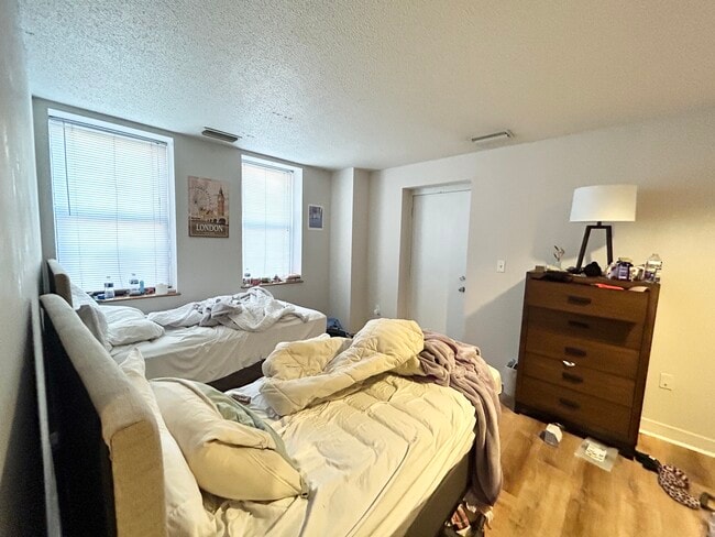 52 Gainsborough St, Unit 02