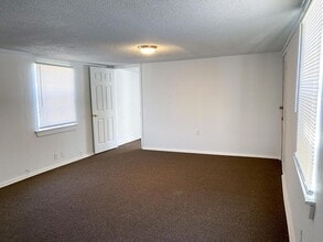 10604 County Rd 1020 in Burleson, TX - Building Photo - Building Photo