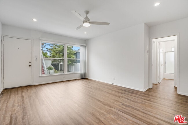 property at 2302 32nd St