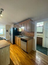 323 E Water St-Unit -323-02 in Syracuse, NY - Foto de edificio - Building Photo