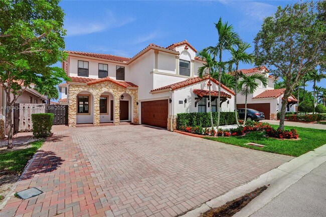 1007 NW 99th Ct