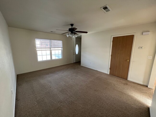 16311 Holy Cross Ln in St. Robert, MO - Building Photo - Building Photo