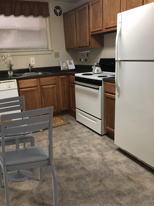 Knightsbridge Apartments in Baltimore, MD - Building Photo