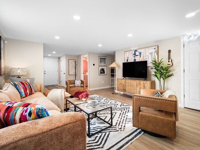 5602 Tillman Ave in Cleveland, OH - Building Photo - Building Photo