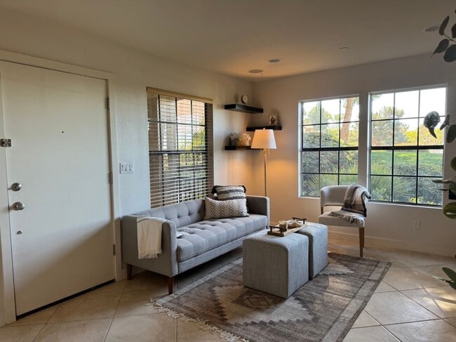 1076 Calle Del Cerro in San Clemente, CA - Building Photo - Building Photo