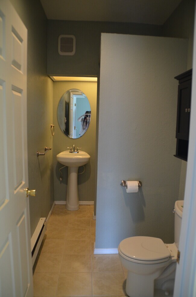 2801 S Hanford St in Seattle, WA - Building Photo - Building Photo