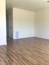 944 Eastcrest Ct in Yuba City, CA - Building Photo - Building Photo