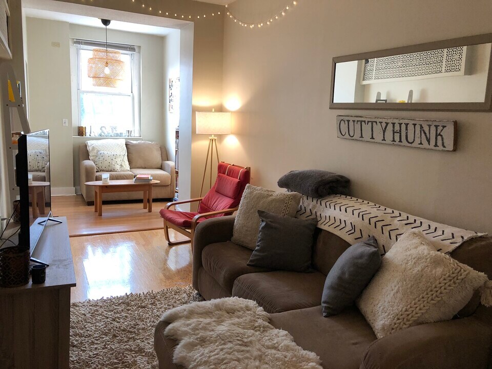 246 S Huntington Ave, Unit 2 in Boston, MA - Building Photo