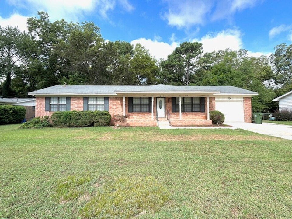 10014 Louis Dr SE in Huntsville, AL - Foto de edificio