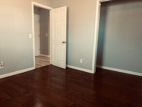 215 Dee St in Troy, MO - Building Photo - Building Photo