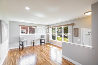 1131 Rahn St in Westland, MI - Building Photo - Building Photo